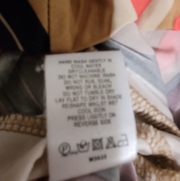 Veronica Maine Womens Top Size M Striped Orange Brown V neck Stretchy Flattering - Picture 8 of 9